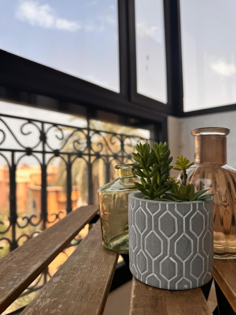 Appartement Malak - Residence Avec Piscine, Wifi, Gardien H24 マラケシュ エクステリア 写真
